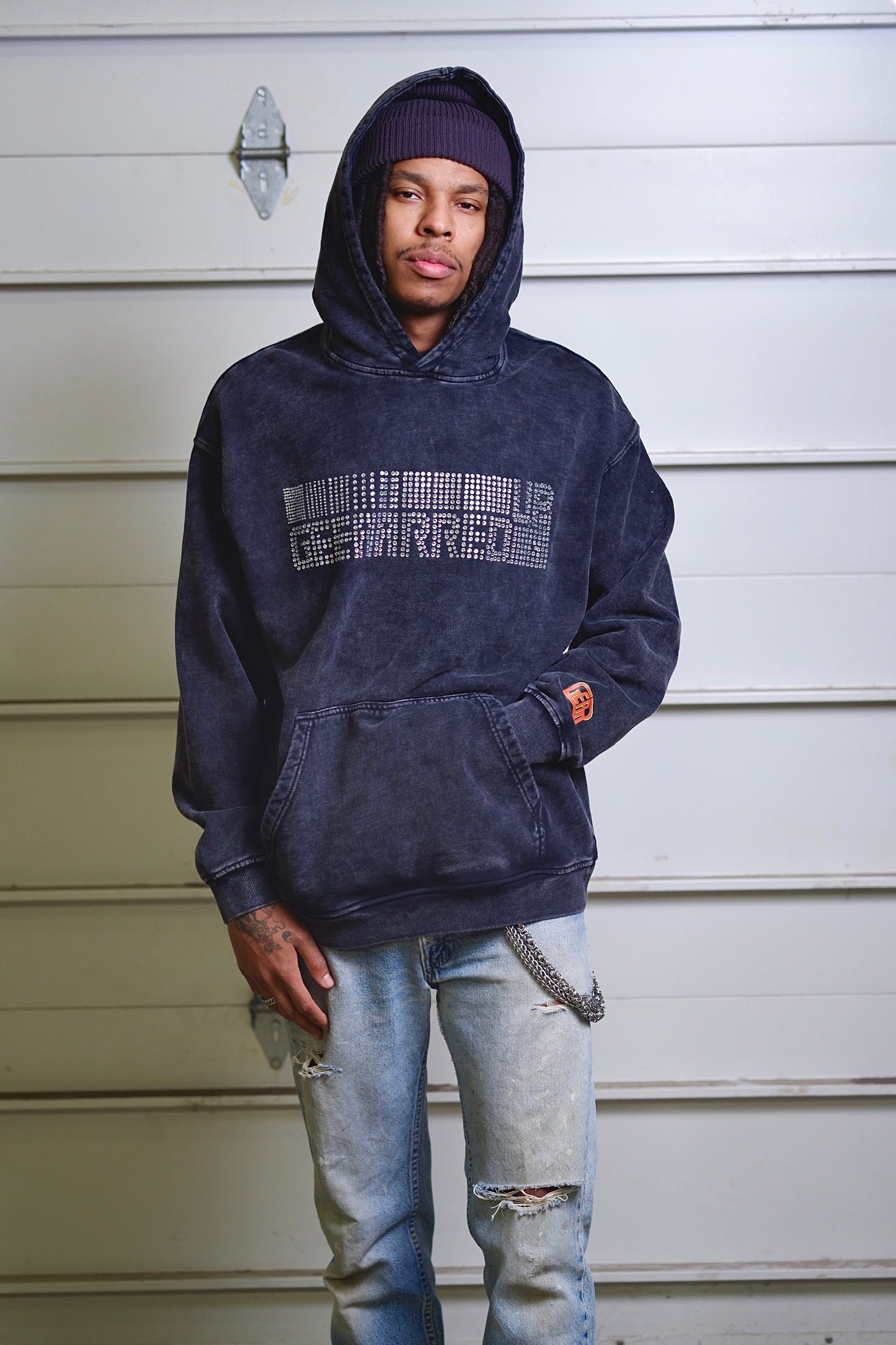 GEEAARREDUP STUDDED HOODIE ACID WASH